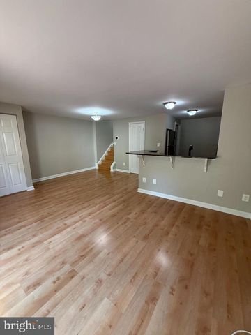 9425 GENTLE CIRCLE, Gaithersburg, MD 20886