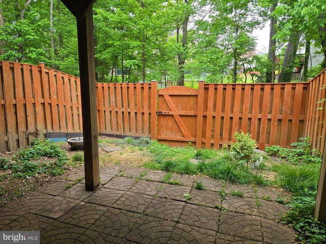 14635 SEASONS DR, Centreville, VA 20120