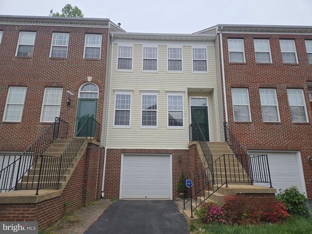 14635 SEASONS DR, Centreville, VA 20120