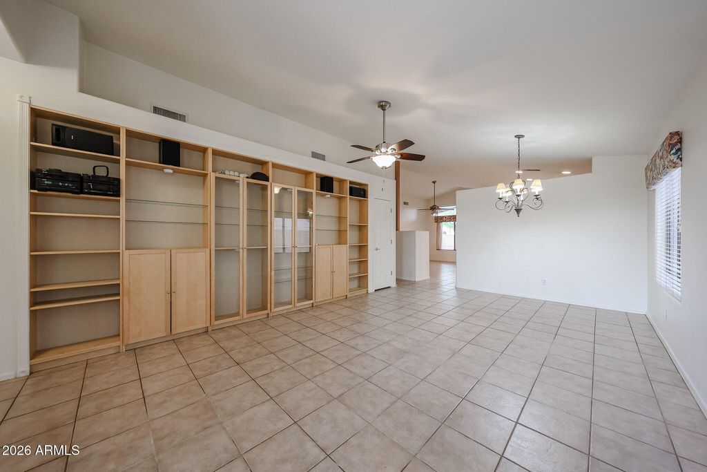 10379 W TONOPAH Drive, Peoria, AZ 85382 — photo 5