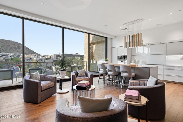 6311 E Phoenician Boulevard 20, Scottsdale, AZ 85251