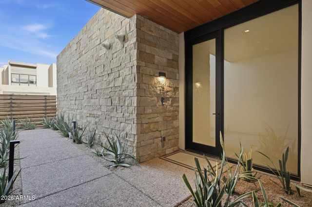 6311 E Phoenician Boulevard 20, Scottsdale, AZ 85251