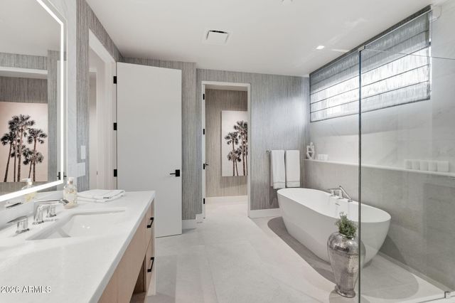 6311 E Phoenician Boulevard 20, Scottsdale, AZ 85251