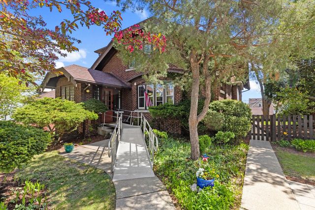 3132 New York AVENUE, Milwaukee, WI 53207