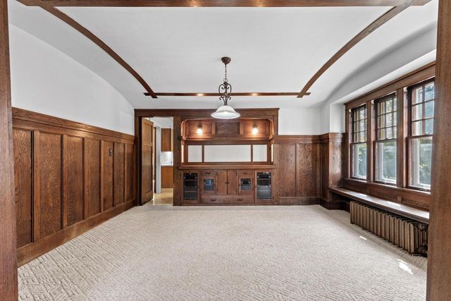 3132 New York AVENUE, Milwaukee, WI 53207