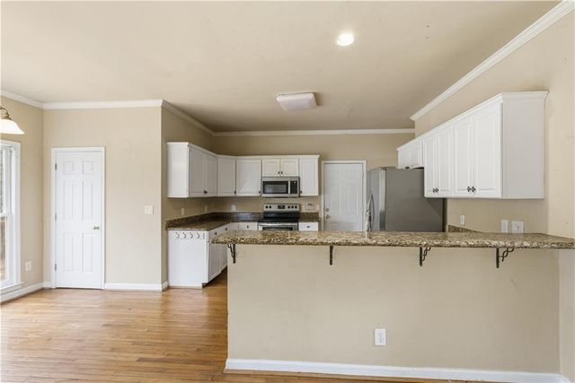 3730 Glen Ian Drive, Loganville, GA 30052