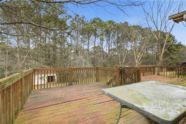 3730 Glen Ian Drive, Loganville, GA 30052