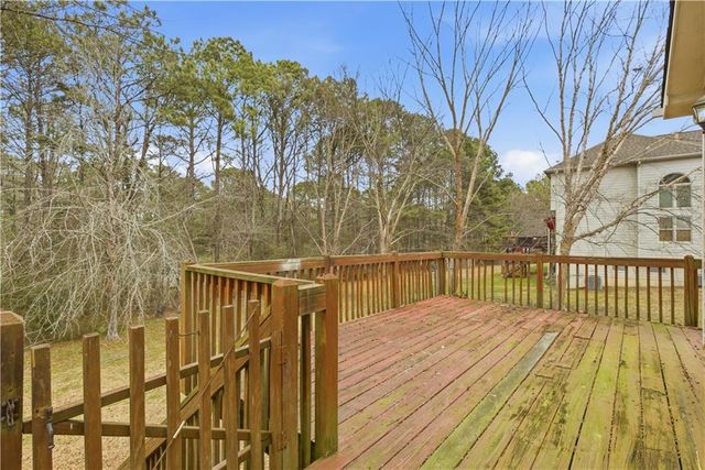 3730 Glen Ian Drive, Loganville, GA 30052