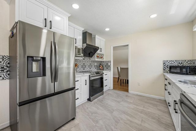 760 W 9th Street, Gilroy, CA 95020