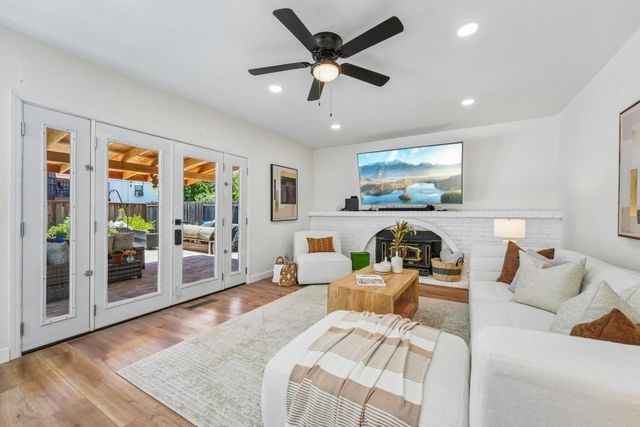 760 W 9th Street, Gilroy, CA 95020