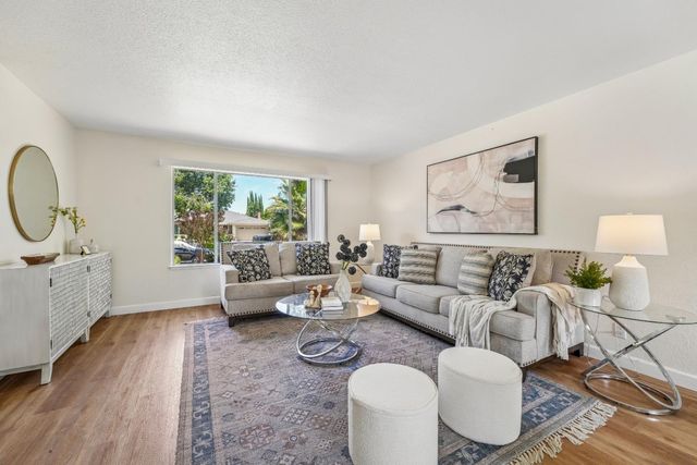 760 W 9th Street, Gilroy, CA 95020