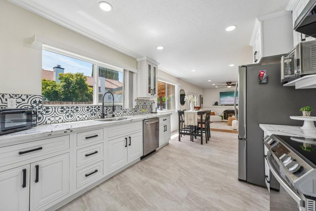760 W 9th Street, Gilroy, CA 95020