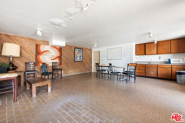 550 W Regent Street 124, Inglewood, CA 90301