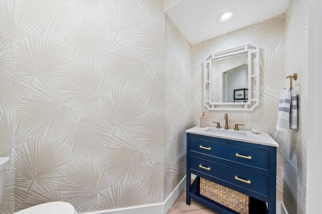 2583 La Cristal Circle, Palm Beach Gardens, FL 33410