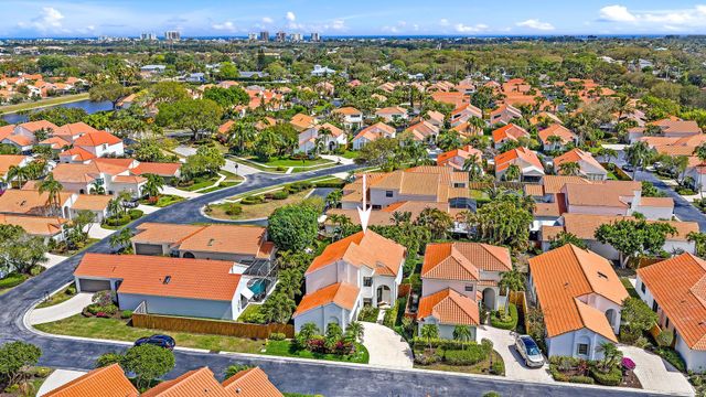 2583 La Cristal Circle, Palm Beach Gardens, FL 33410