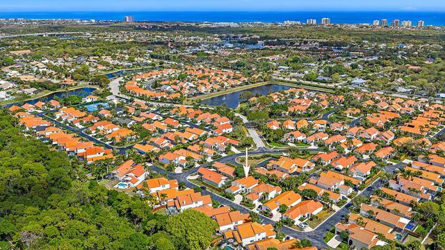 2583 La Cristal Circle, Palm Beach Gardens, FL 33410