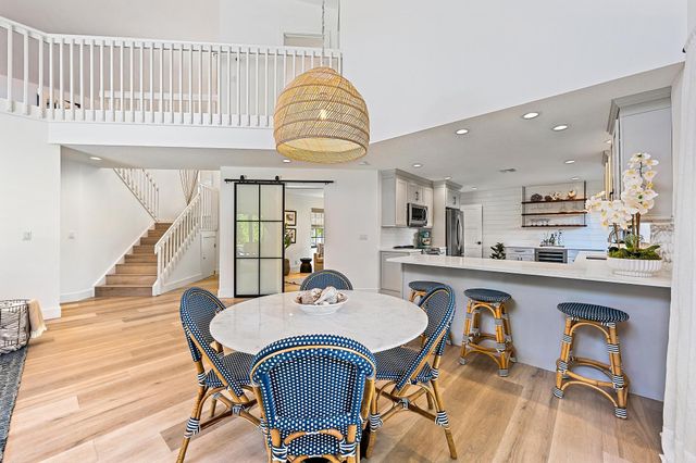 2583 La Cristal Circle, Palm Beach Gardens, FL 33410