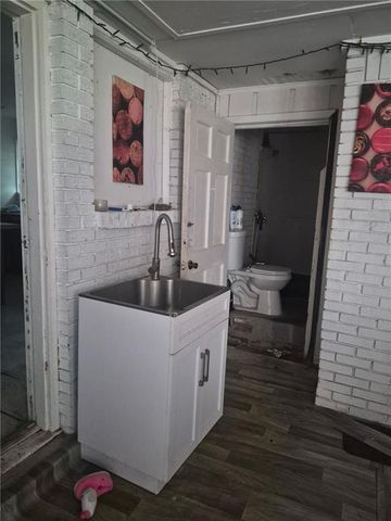 5437 Mccurdy Avenue, Stone Mountain, GA 30083
