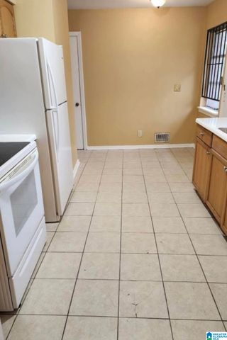 712 OAKLAND DRIVE, Fairfield, AL 35064