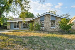 319 Mahota, San Antonio, TX 78227
