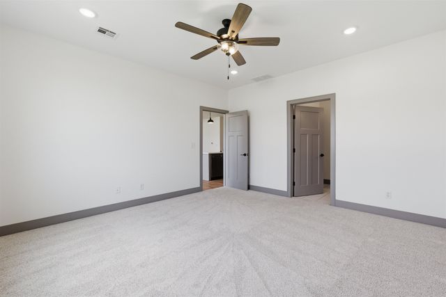 502 E Elmwood St, Park City, KS 67147