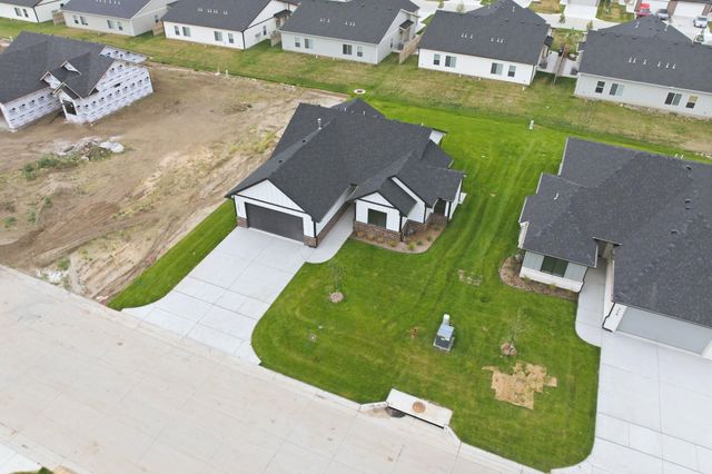 502 E Elmwood St, Park City, KS 67147