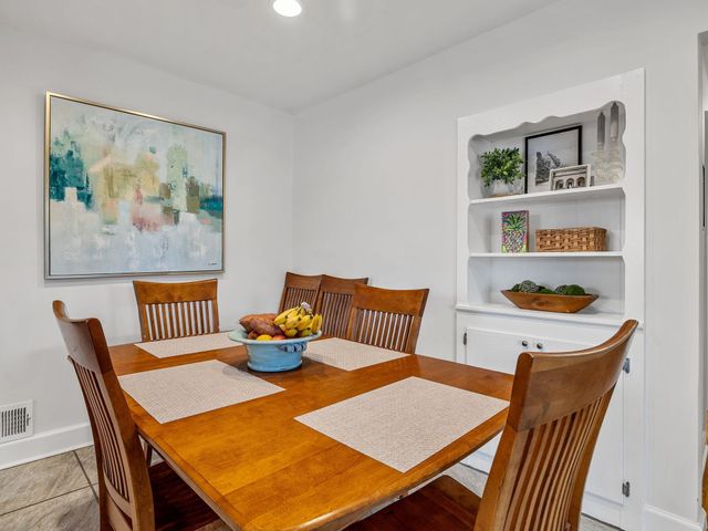 142 Woodhaven Drive, Spartanburg, SC 29307