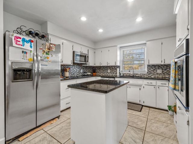 142 Woodhaven Drive, Spartanburg, SC 29307