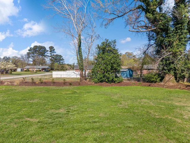 142 Woodhaven Drive, Spartanburg, SC 29307