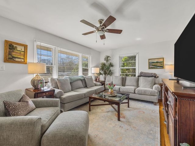 142 Woodhaven Drive, Spartanburg, SC 29307