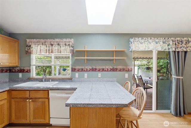 1806 Northwood Court NE, Tacoma, WA 98422