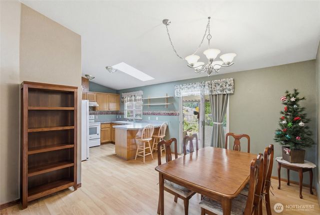 1806 Northwood Court NE, Tacoma, WA 98422
