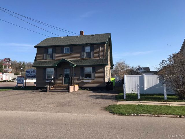 212 E Margaret Street, Iron Mountain, MI 49801