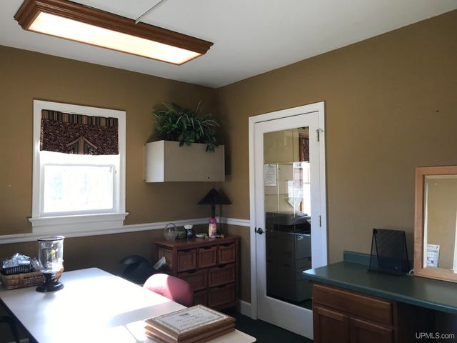 212 E Margaret Street, Iron Mountain, MI 49801