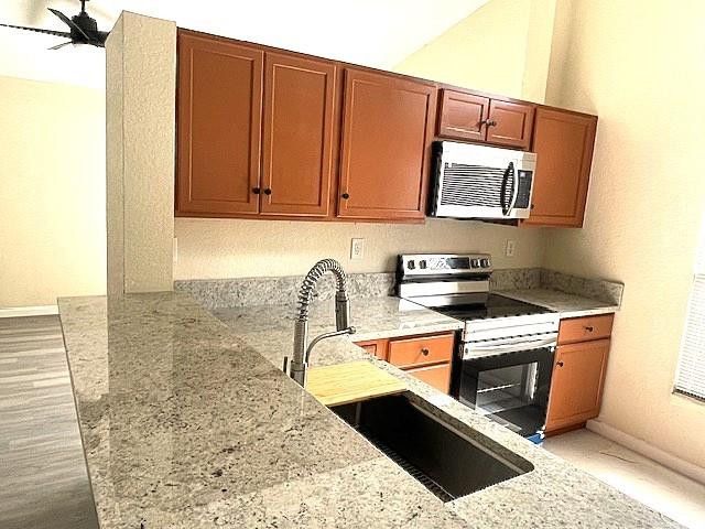 817 E Palm Run Drive, North Lauderdale, FL 33068