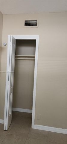 1025 NW 3rd Ave 1, Fort Lauderdale, FL 33311