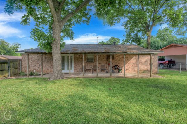3511 Orleans Court, Bossier City, LA 71112