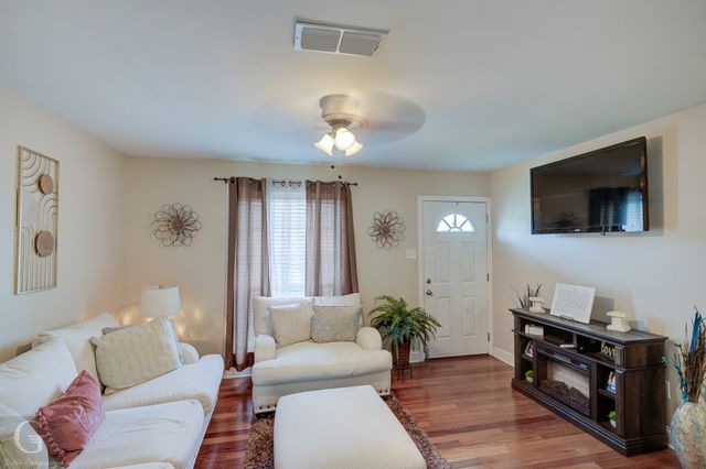 3511 Orleans Court, Bossier City, LA 71112