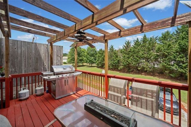 251 Derby Court, Acworth, GA 30102