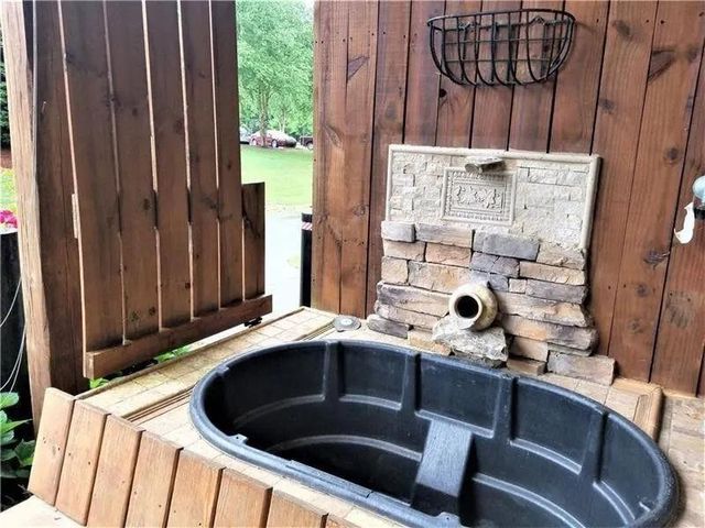 251 Derby Court, Acworth, GA 30102