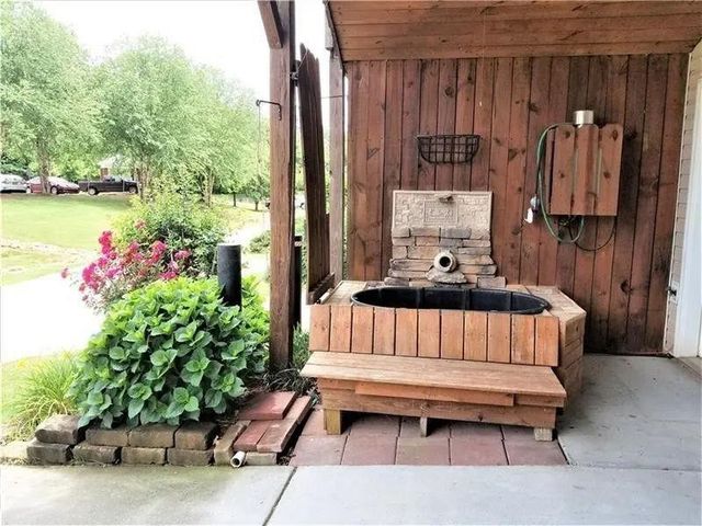 251 Derby Court, Acworth, GA 30102