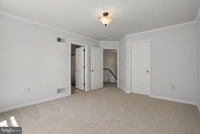 470 OAK LN, Palmyra, PA 17078