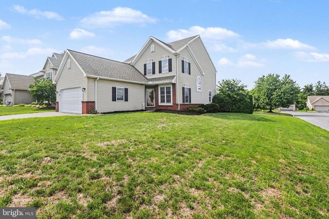 470 OAK LN, Palmyra, PA 17078