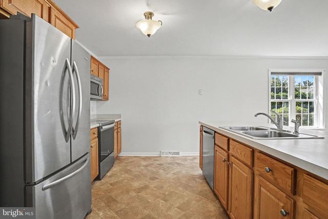 470 OAK LN, Palmyra, PA 17078