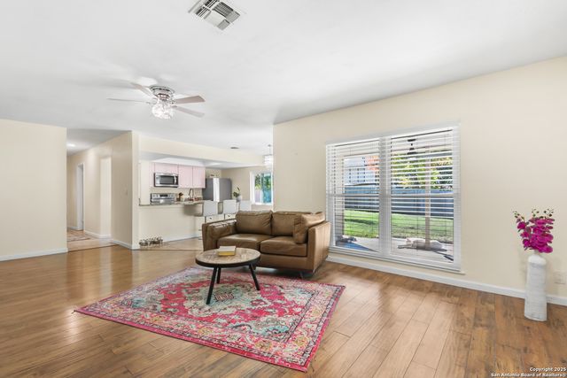 3522 Le Blanc St, San Antonio, TX 78247