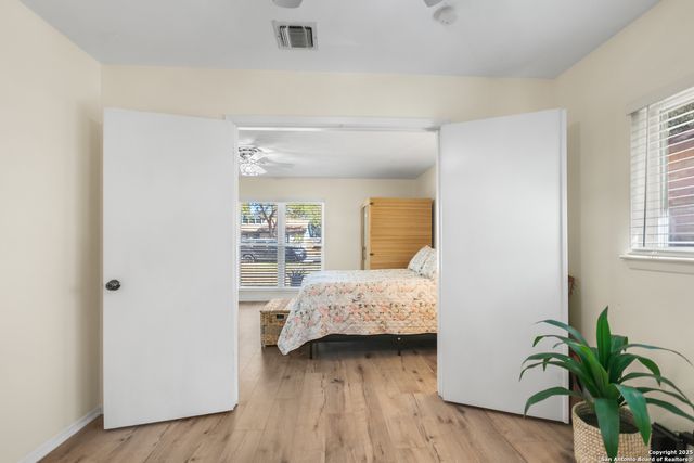 3522 Le Blanc St, San Antonio, TX 78247