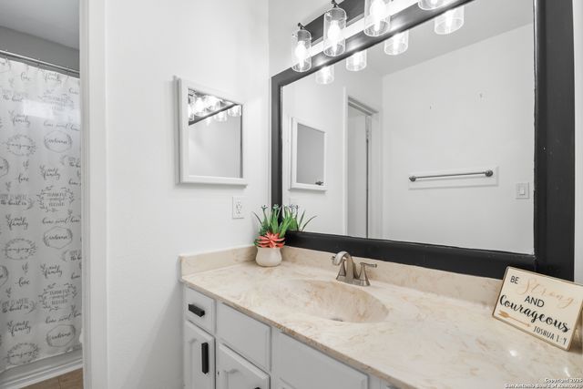 3522 Le Blanc St, San Antonio, TX 78247