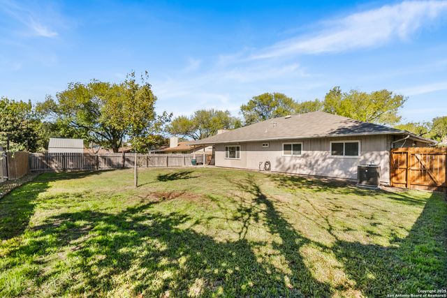 3522 Le Blanc St, San Antonio, TX 78247