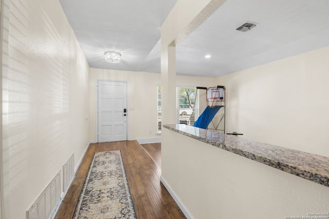 3522 Le Blanc St, San Antonio, TX 78247