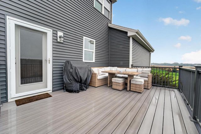 2806 Radicchio Drive, Fitchburg, WI 53711
